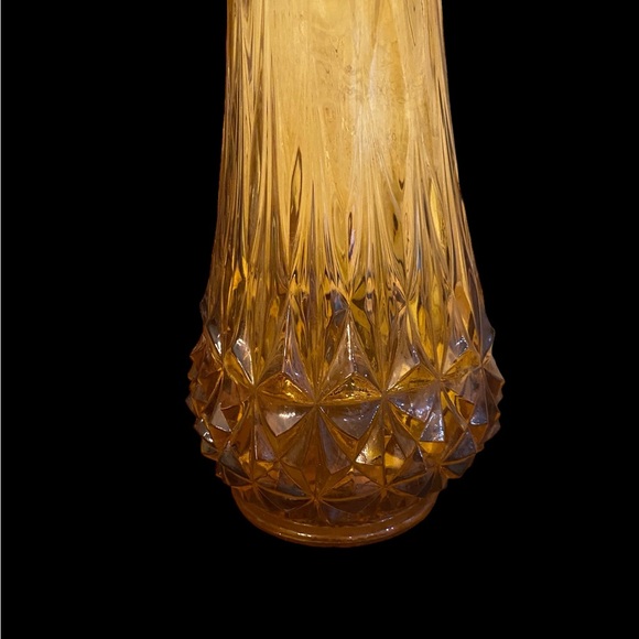 25.25”! Vintage MCM L.E. Smith swung glass vase 25.25” H x 7” W x  21.5” dia bas - Picture 10 of 10